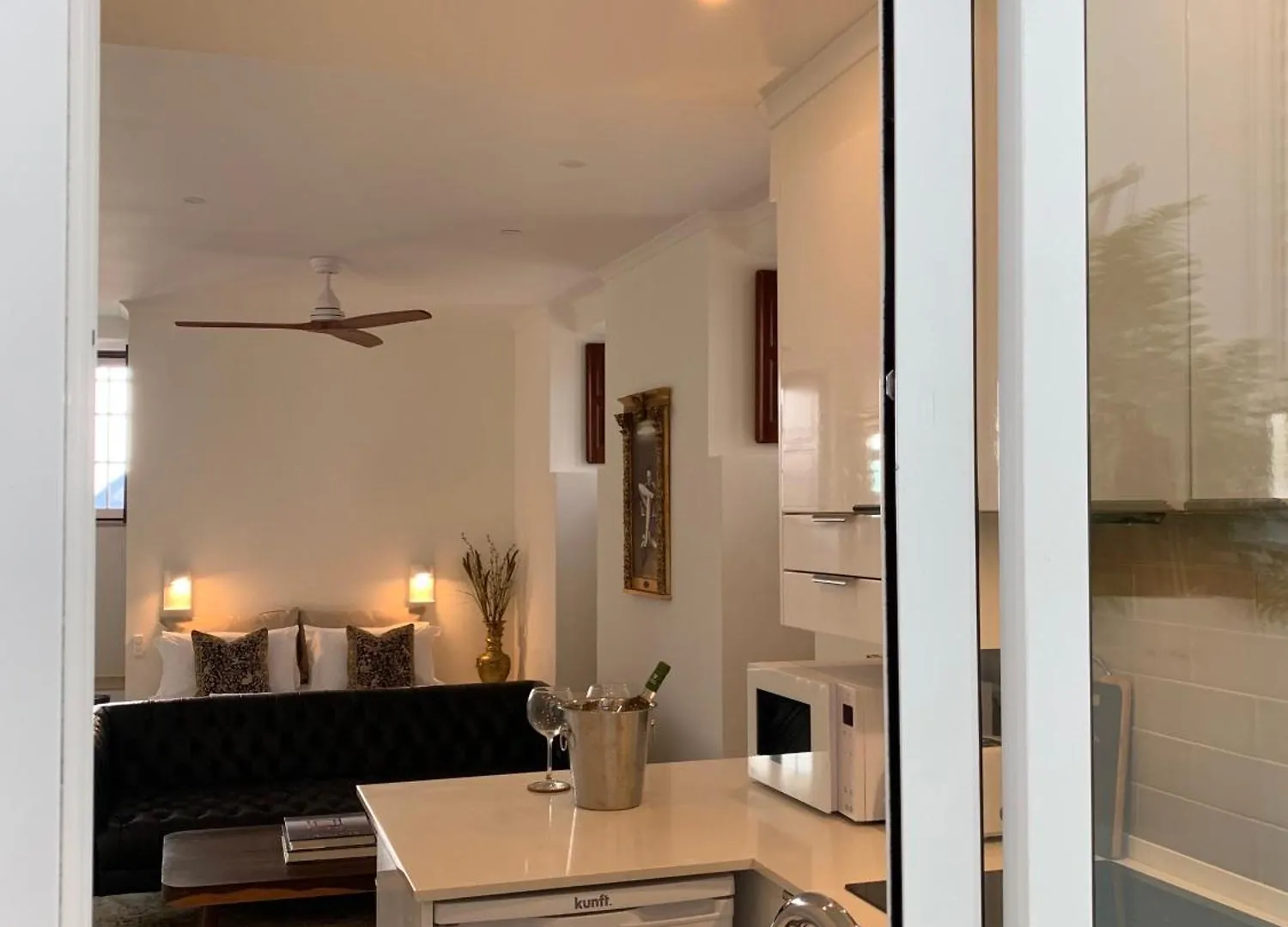 Apartment 3 Old Town Charm Lagos