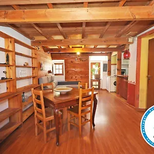 Apartment B10 - Rua Do Canal 2 Bed, Lagos